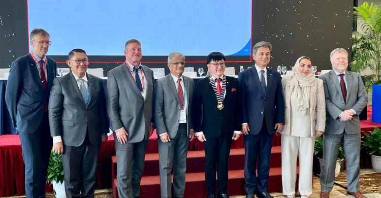 Ukir Sejarah, Yukki Nugrahawan Resmi Jabat Senior Vice President FIATA